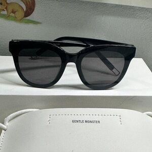 Gentle Monster Women's Black Sunglasses -